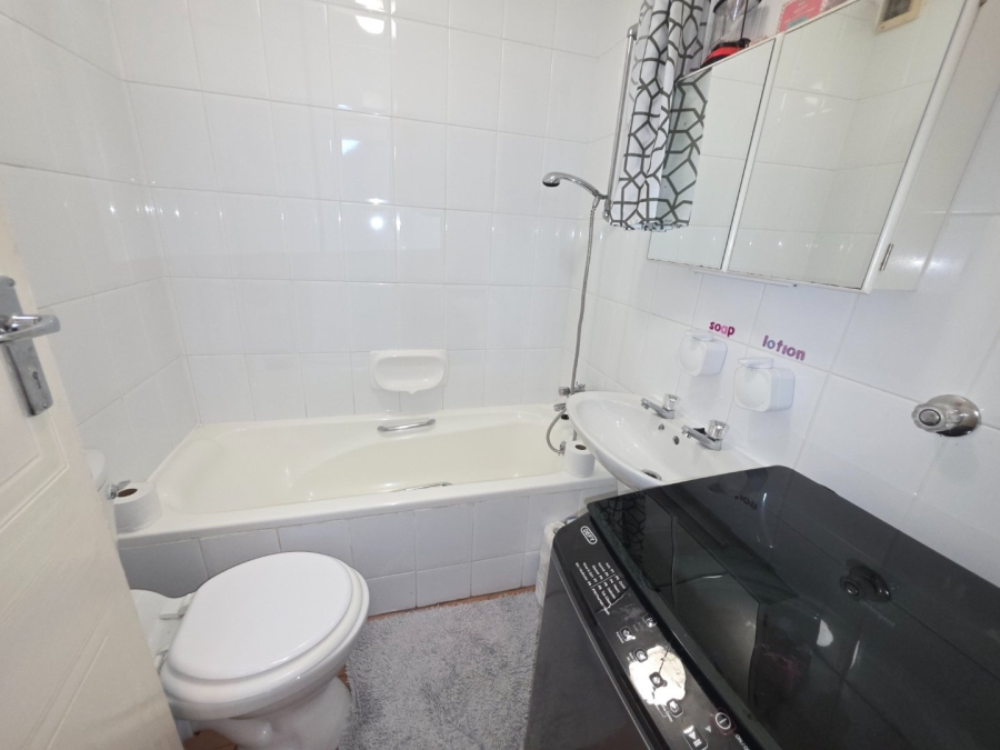 3 Bedroom Property for Sale in Parklands Western Cape